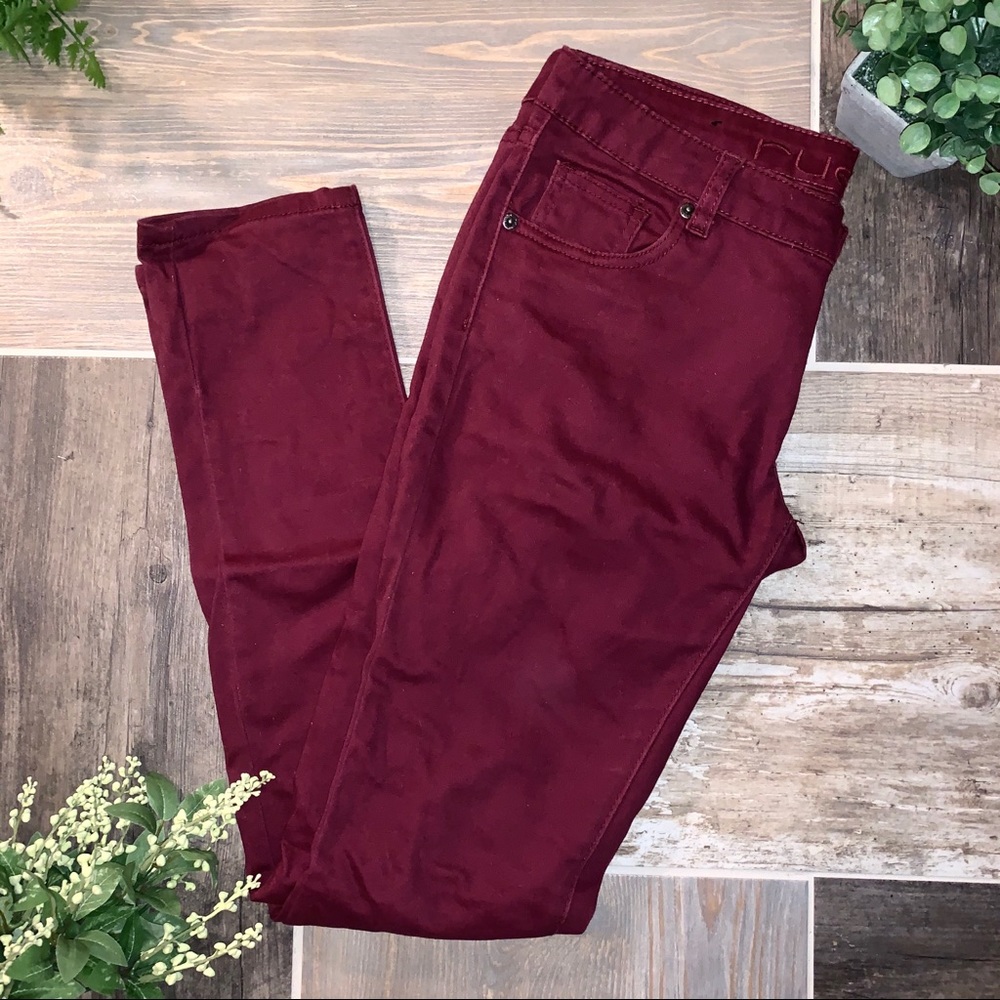 🌸Rue21 Maroon Skinny Jeans